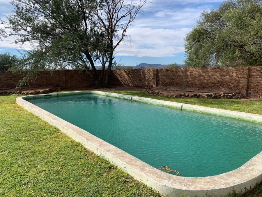 5 Bedroom Property for Sale in Beaufort West Rural Western Cape